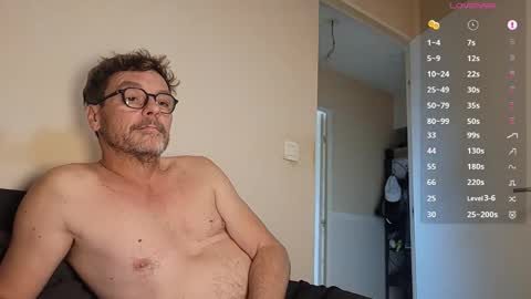 Snapshot of 44titouan44 chatting on 21, 10, 2025 44titouan44 online show from 21, 10, 2025