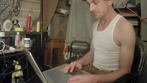 4u2keeplockedup online show from 10, 10, 2025