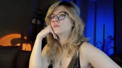 Snapshot of 5_in_one chatting on 10, 12, 2024 Sunshine online show from 10, 12, 2024