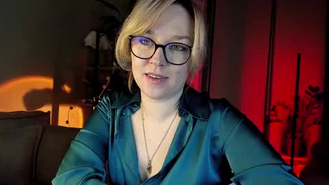 Snapshot of 5_in_one chatting on 11, 12, 2024 Sunshine online show from 11, 12, 2024