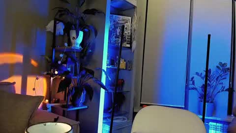 Snapshot of 5_in_one chatting on 18, 12, 2024 Sunshine online show from 18, 12, 2024