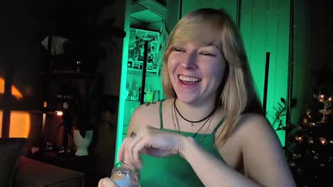 Snapshot of 5_in_one chatting on 9, 1, 2025 Sunshine online show from 9, 1, 2025