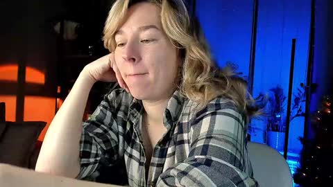 Snapshot of 5_in_one chatting on 14, 1, 2025 Sunshine online show from 14, 1, 2025