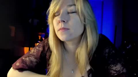 Snapshot of 5_in_one chatting on 5, 2, 2025 Sunshine online show from 5, 2, 2025