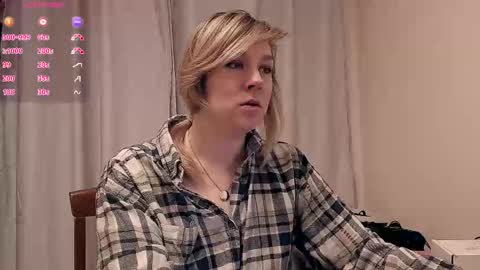 Snapshot of 5_in_one chatting on 16, 11, 2025 Sunshine online show from 16, 11, 2025