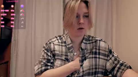 Snapshot of 5_in_one chatting on 17, 11, 2025 Sunshine online show from 17, 11, 2025