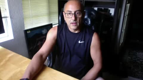 Snapshot of 66sexytime99 chatting on 1, 10, 2025 daddy vegas for single women and couples here online show from 1, 10, 2025