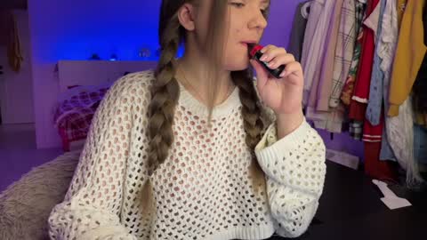    online show from 5, 12, 2024