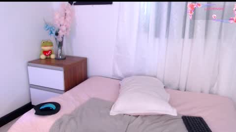 Mia online show from 21, 11, 2025