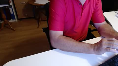 Snapshot of 69pifpaf chatting on 21, 10, 2025 69pifpaf online show from 21, 10, 2025