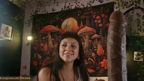 B R I E L A  online show from 14, 3, 2026