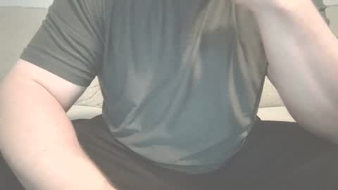 Snapshot of 6inches_thick chatting on 13, 10, 2025 6inches thick online show from 13, 10, 2025