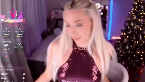 Snapshot of 7loren_wood7 chatting on 27, 2, 2026 Loren Wood online show from 27, 2, 2026