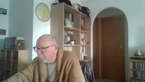 Snapshot of 7thsojourn chatting on 4, 2, 2025  Papi  online show from 4, 2, 2025