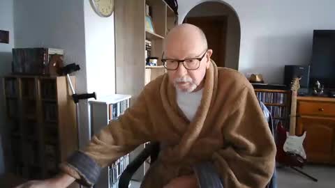 Snapshot of 7thsojourn chatting on 7, 2, 2025  Papi  online show from 7, 2, 2025