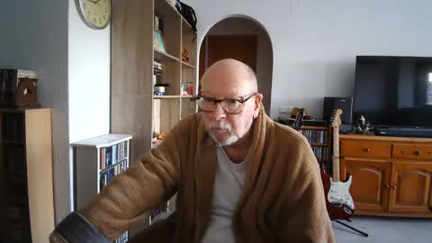 Snapshot of 7thsojourn chatting on 16, 2, 2025  Papi  online show from 16, 2, 2025