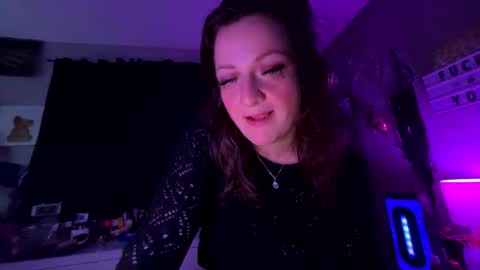 That girl online show from 22, 11, 2025