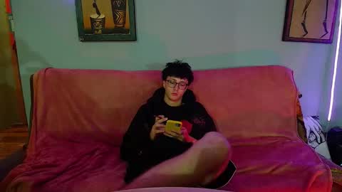 Snapshot of 8_goat chatting on 30, 9, 2025 Phillip online show from 30, 9, 2025