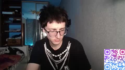 Snapshot of 8_goat chatting on 17, 11, 2025 Phillip online show from 17, 11, 2025