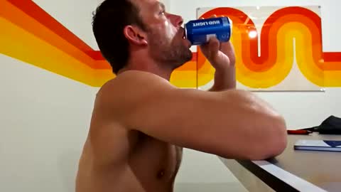 8inchwhiteboy88 online show from 6, 4, 2026