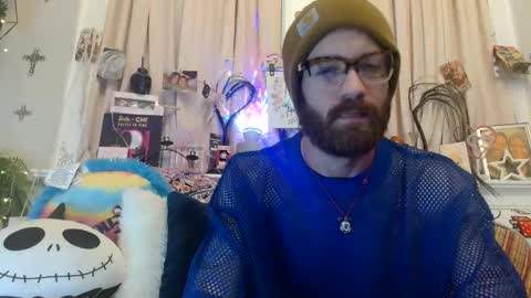 Snapshot of 90210screamer chatting on 24, 11, 2025 90210screamer online show from 24, 11, 2025