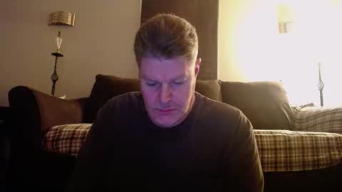 Snapshot of 989guy chatting on 18, 2, 2025 989guy online show from 18, 2, 2025