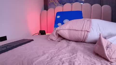  abby rouss online show from 2, 12, 2025