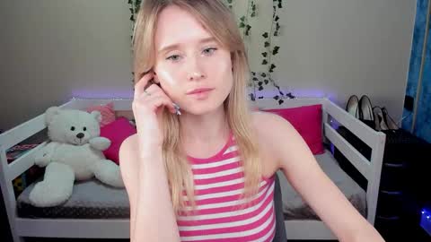 adel online show from 22, 10, 2025