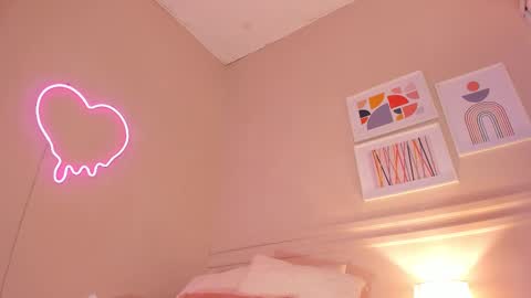 _aleja_x online show from 9, 10, 2025