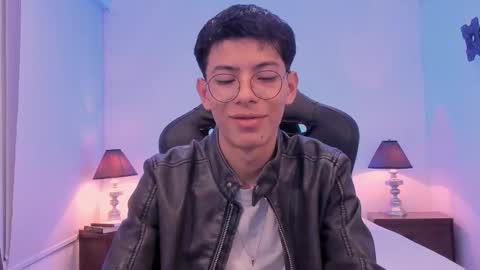 Snapshot of _alexandersawyer_ chatting on 19, 11, 2025 Alexander online show from 19, 11, 2025