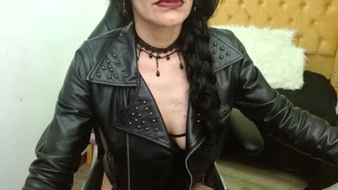 Alexandra online show from 31, 12, 2024
