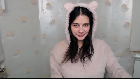 Snapshot of _alicecandy_ chatting on 4, 1, 2025 Alice online show from 4, 1, 2025