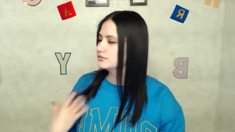 Snapshot of _alicecandy_ chatting on 17, 2, 2025 Alice online show from 17, 2, 2025