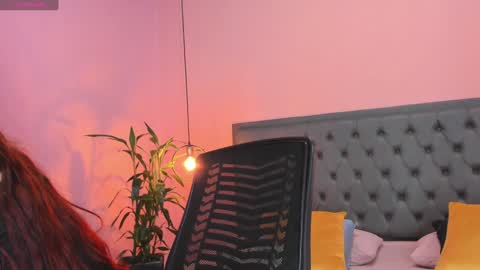 Snapshot of _aline_hall chatting on 24, 1, 2025 Alline Hall online show from 24, 1, 2025