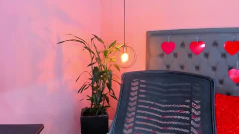 Snapshot of _aline_hall chatting on 13, 2, 2025 Alline Hall online show from 13, 2, 2025