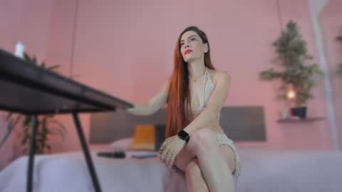 Snapshot of _aline_hall chatting on 4, 11, 2025 Alline Hall online show from 4, 11, 2025