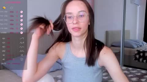 Snapshot of _alissaa_ chatting on 9, 11, 2025 Alice online show from 9, 11, 2025