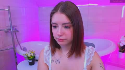 _amelia_shine_ online show from 4, 10, 2025