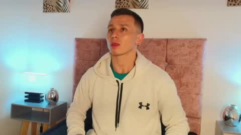 _andrewfalcon2 online show from 14, 1, 2025