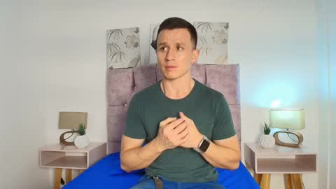 _andrewfalcon2 online show from 20, 1, 2025