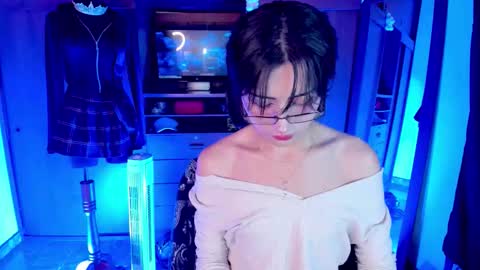 Angell Dustt  online show from 2, 3, 2026