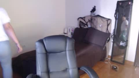 Snapshot of _anne_hot chatting on 1, 11, 2025 Anne online show from 1, 11, 2025