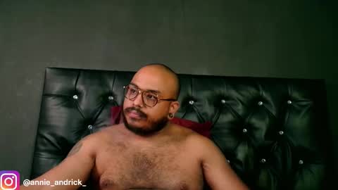 Annie Andrick online show from 12, 1, 2026