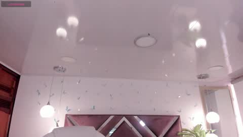 antonnela online show from 25, 11, 2025