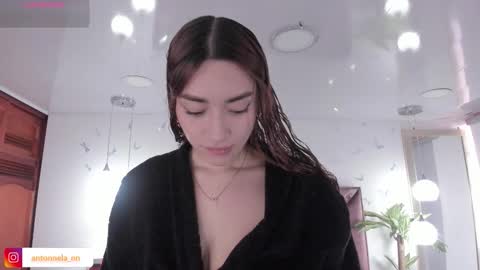 antonnela online show from 15, 12, 2025