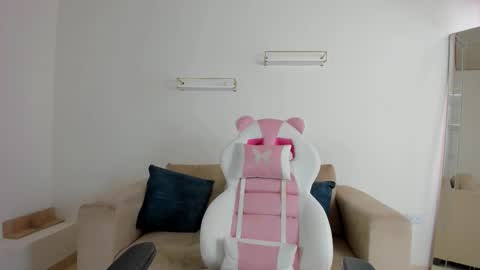    online show from 11, 11, 2025