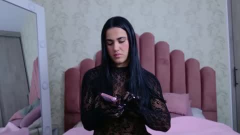 Snapshot of _ariannacruz chatting on 25, 10, 2025 Queen Cruz online show from 25, 10, 2025