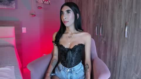 Ashly online show from 27, 10, 2025