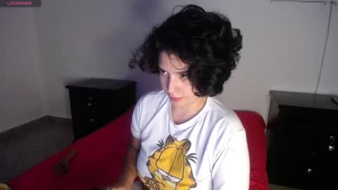 Snapshot of _atenea_golden chatting on 12, 12, 2024 atenea online show from 12, 12, 2024