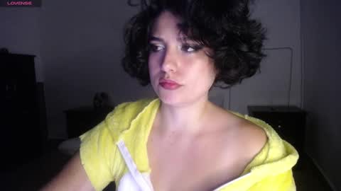 Snapshot of _atenea_golden chatting on 9, 1, 2025 atenea online show from 9, 1, 2025